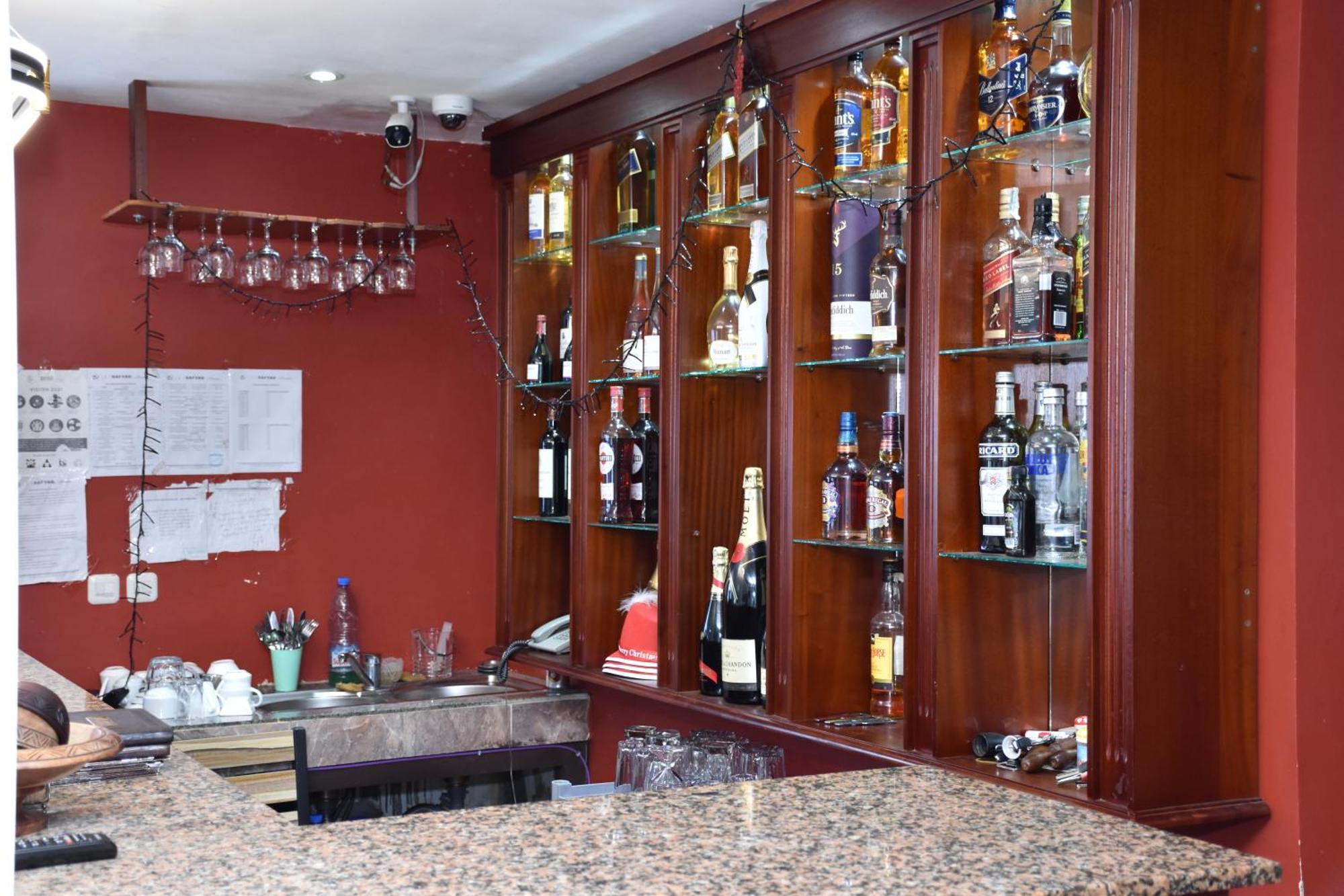 Safyad Hotel Yaounde Exterior photo