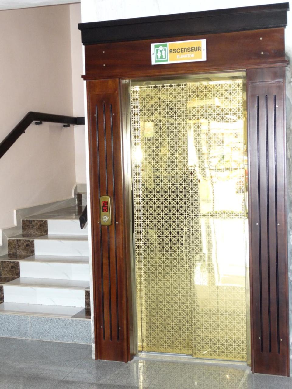 Safyad Hotel Yaounde Exterior photo